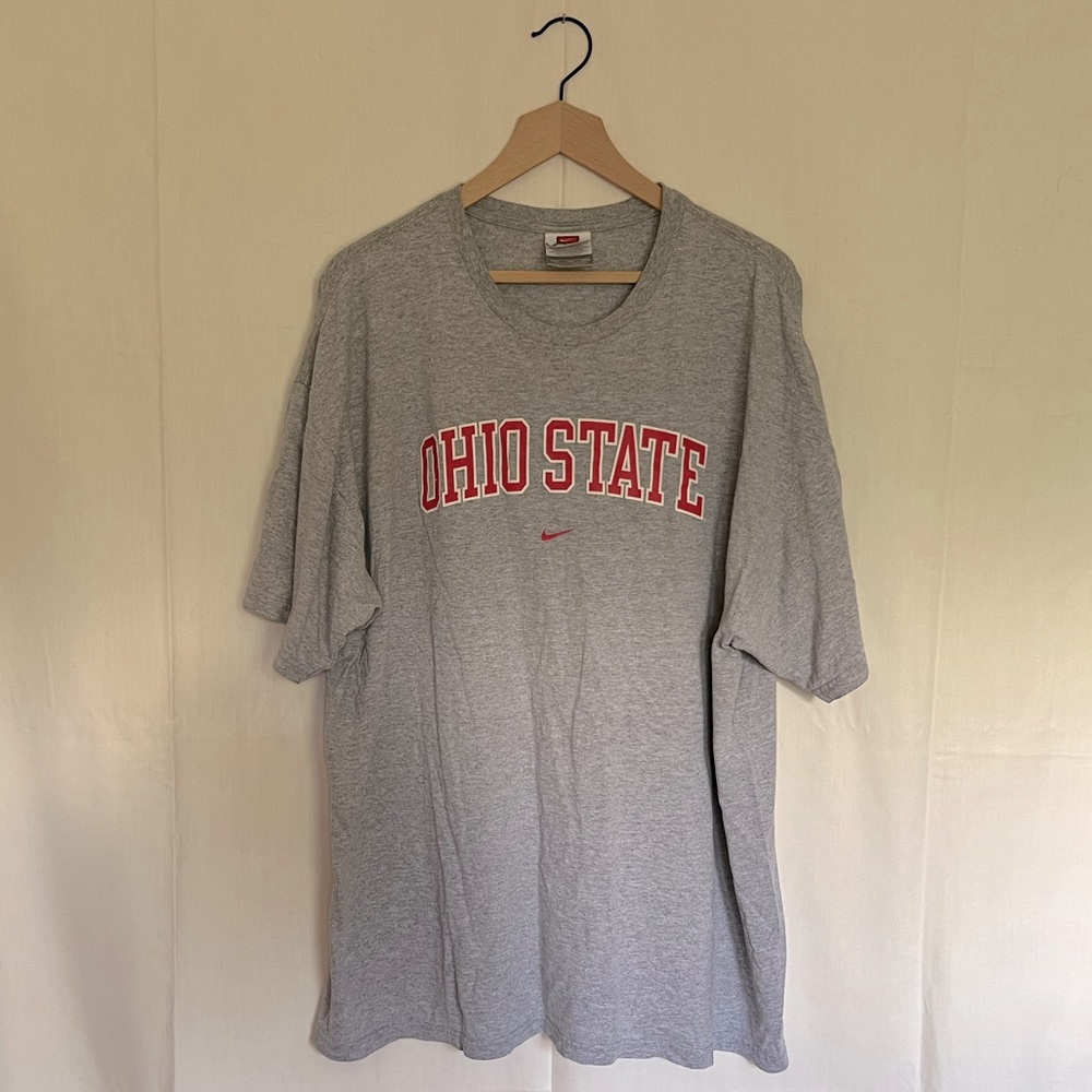 Vintage Nike Oversized Collegiate Graphic Tee